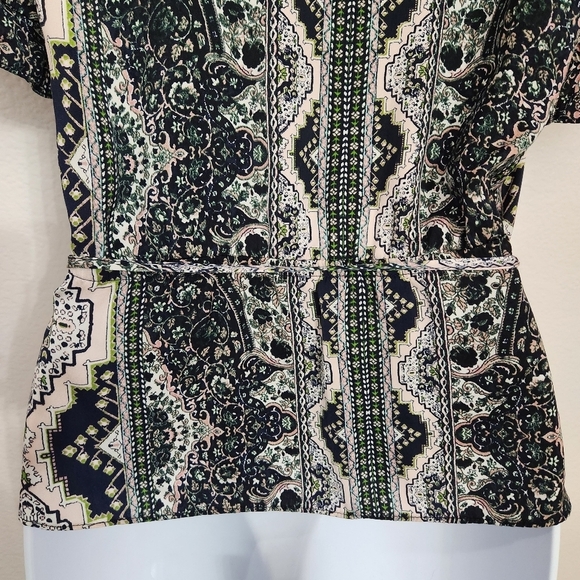 Cupcakes and Cashmere Kabrina Wrap Blouse Women's Size Small - Picture 7 of 13